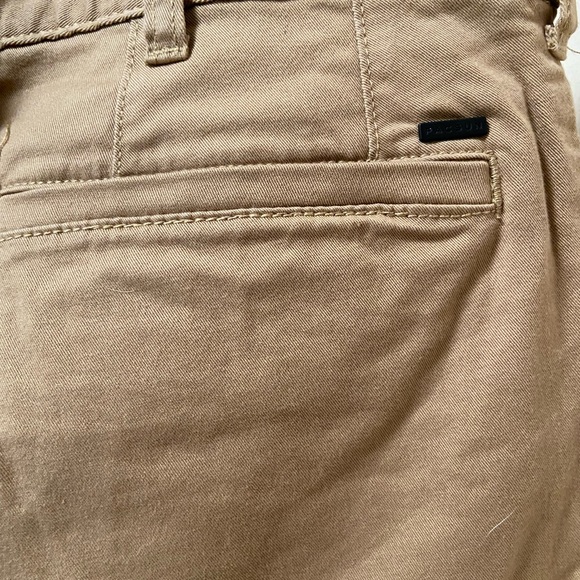 PacSun Mens khaki shorts 30 inch waist - Picture 5 of 7